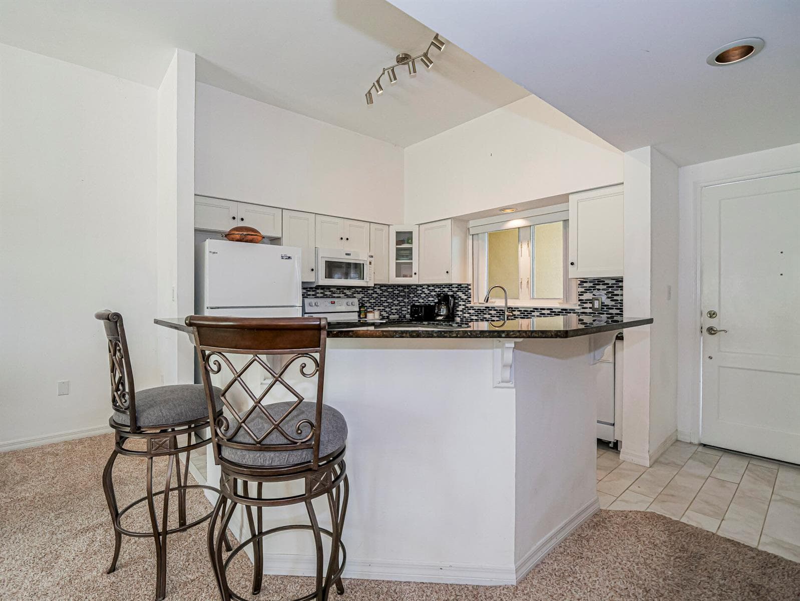 5025 Harmony Circle # 202, Vero Beach, FL 32967 photo 5