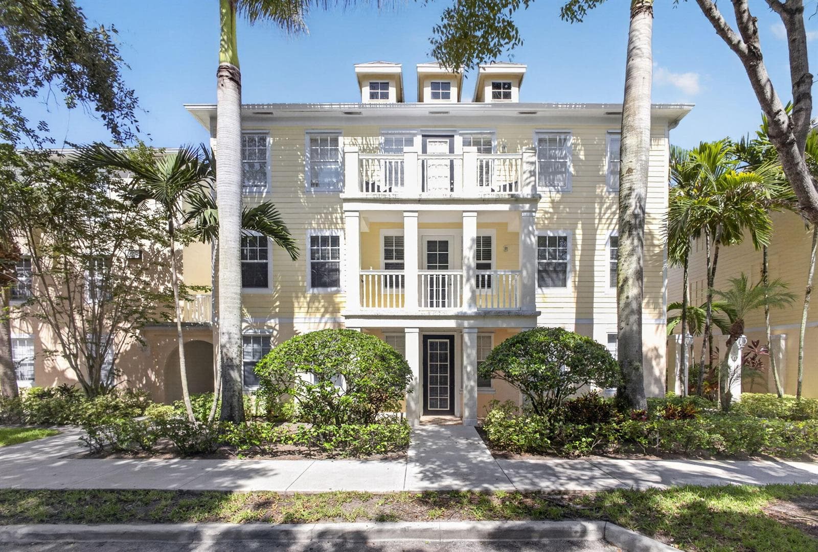 225 Murcia Drive # 101, Jupiter, FL 33458 photo 2