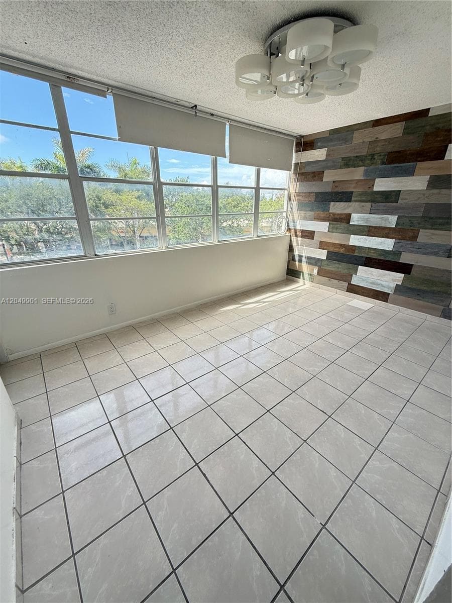 2025 NE 164th St # 318, North Miami Beach, FL 33162 photo 4