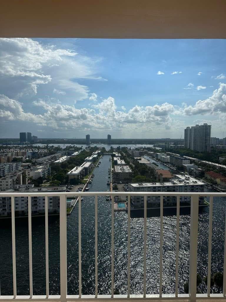 290 174th St # 2207, Sunny Isles Beach, FL 33160 photo 2