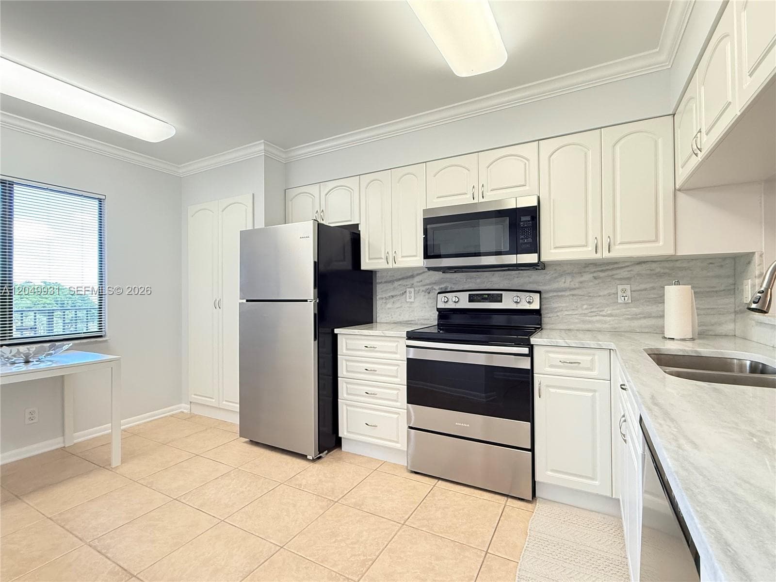 2206 S Cypress Bend Dr # 508, Pompano Beach, FL 33069 photo 3