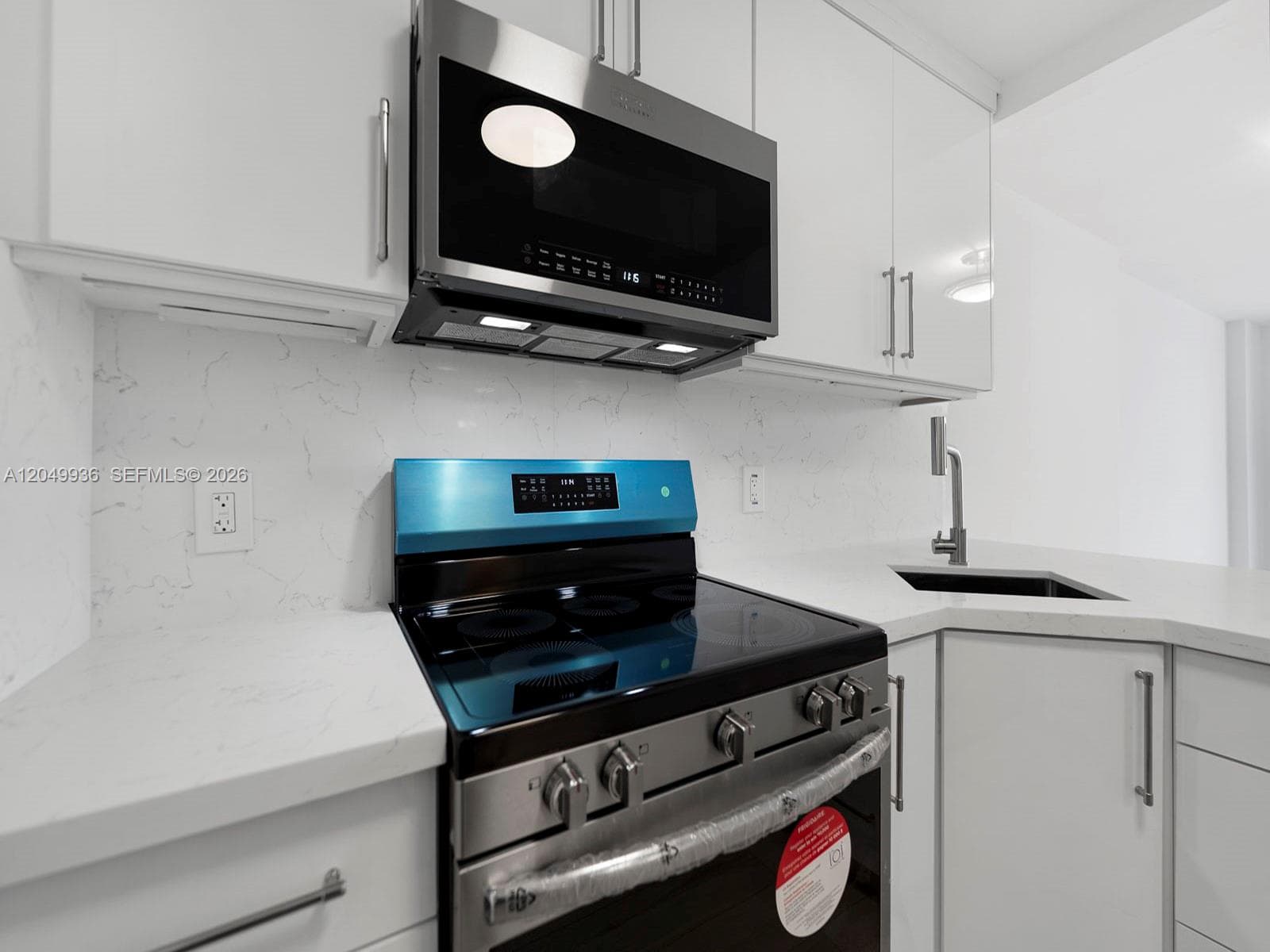 401 Ocean Dr # 403, Miami Beach, FL 33139 photo 4