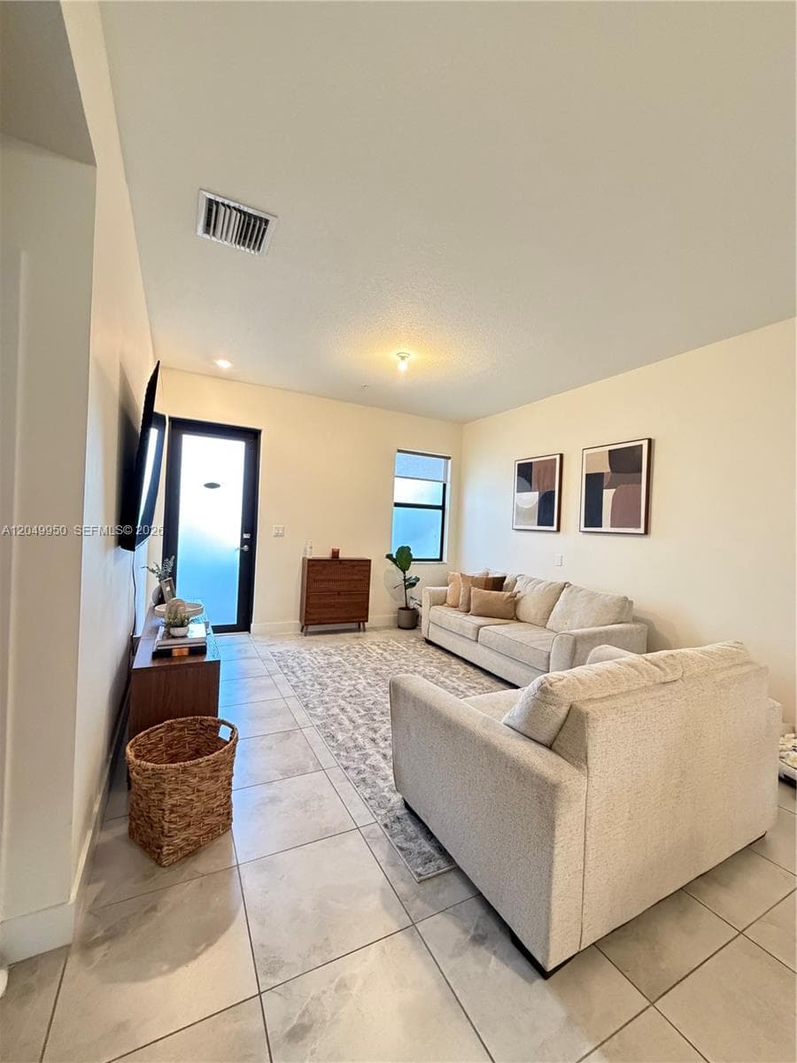 8195 NW 104th Ave # 22, Doral, FL 33178 photo 5