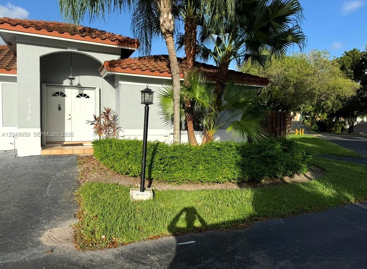 5758 NW 97th Pl # 0, Doral, FL 33178 photo 3