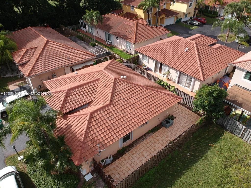5758 NW 97th Pl # 0, Doral, FL 33178 photo 4