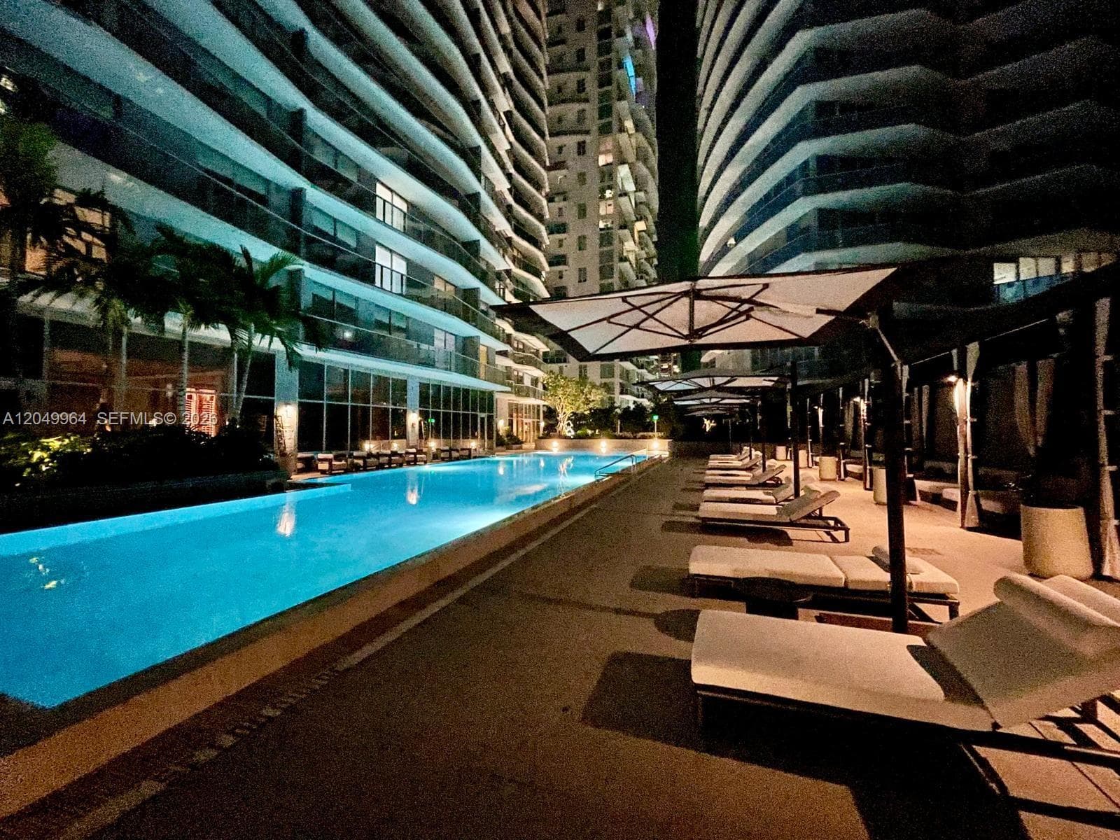 77 NE 5th St # 511, Miami, FL 33131 photo 3