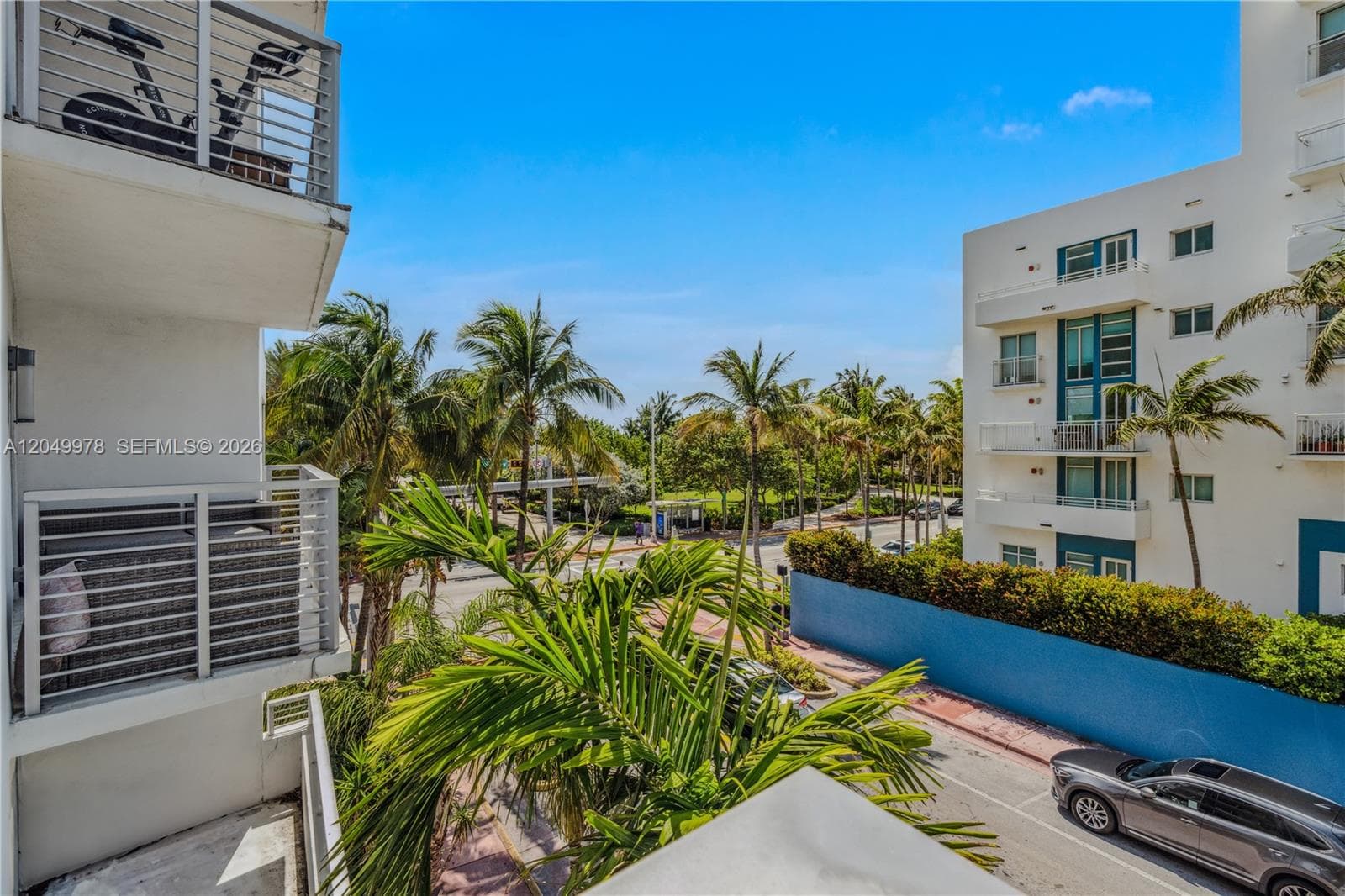 7700 Collins Ave # 3, Miami Beach, FL 33141 photo 4
