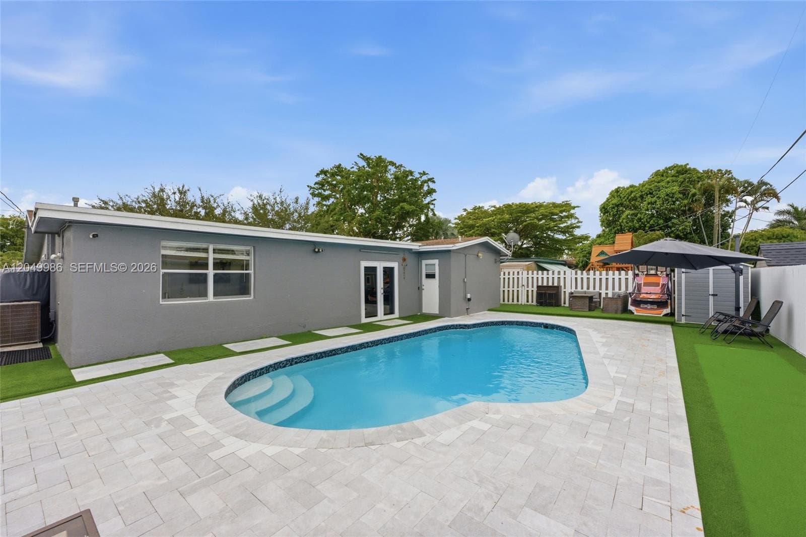 9771 NW 24th Pl, Sunrise, FL 33322