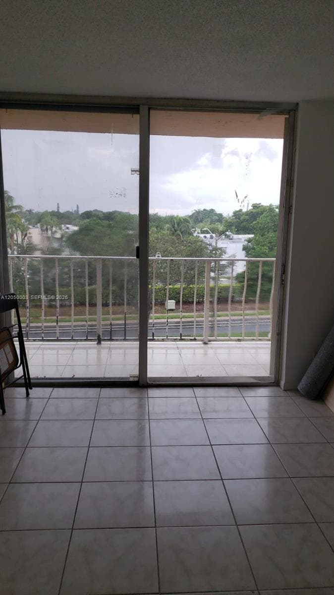 500 Executive Center Dr # 4E, West Palm Beach, FL 33401 photo 4