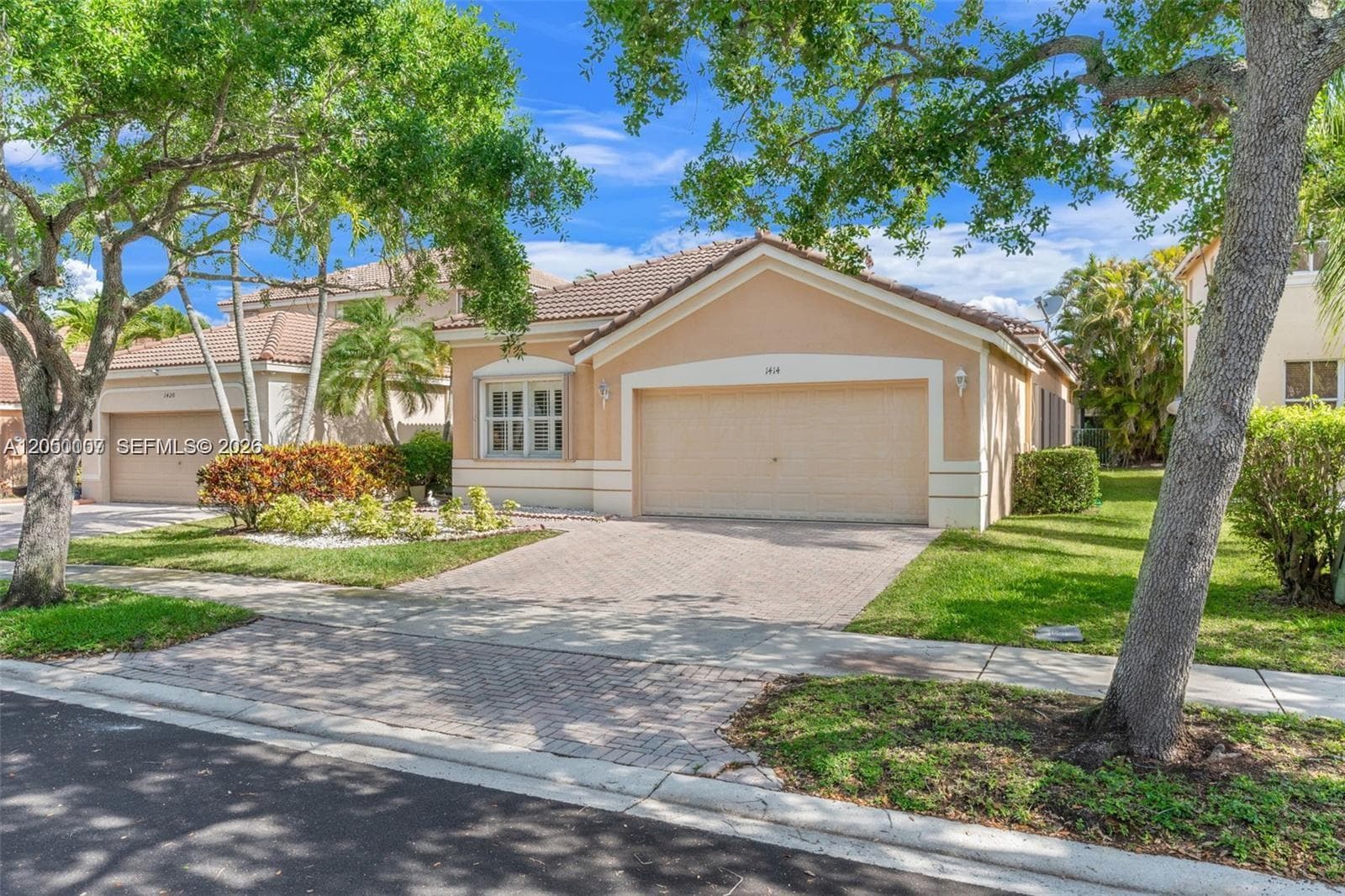 1414 Banyan Way, Weston, FL 33327 photo 2