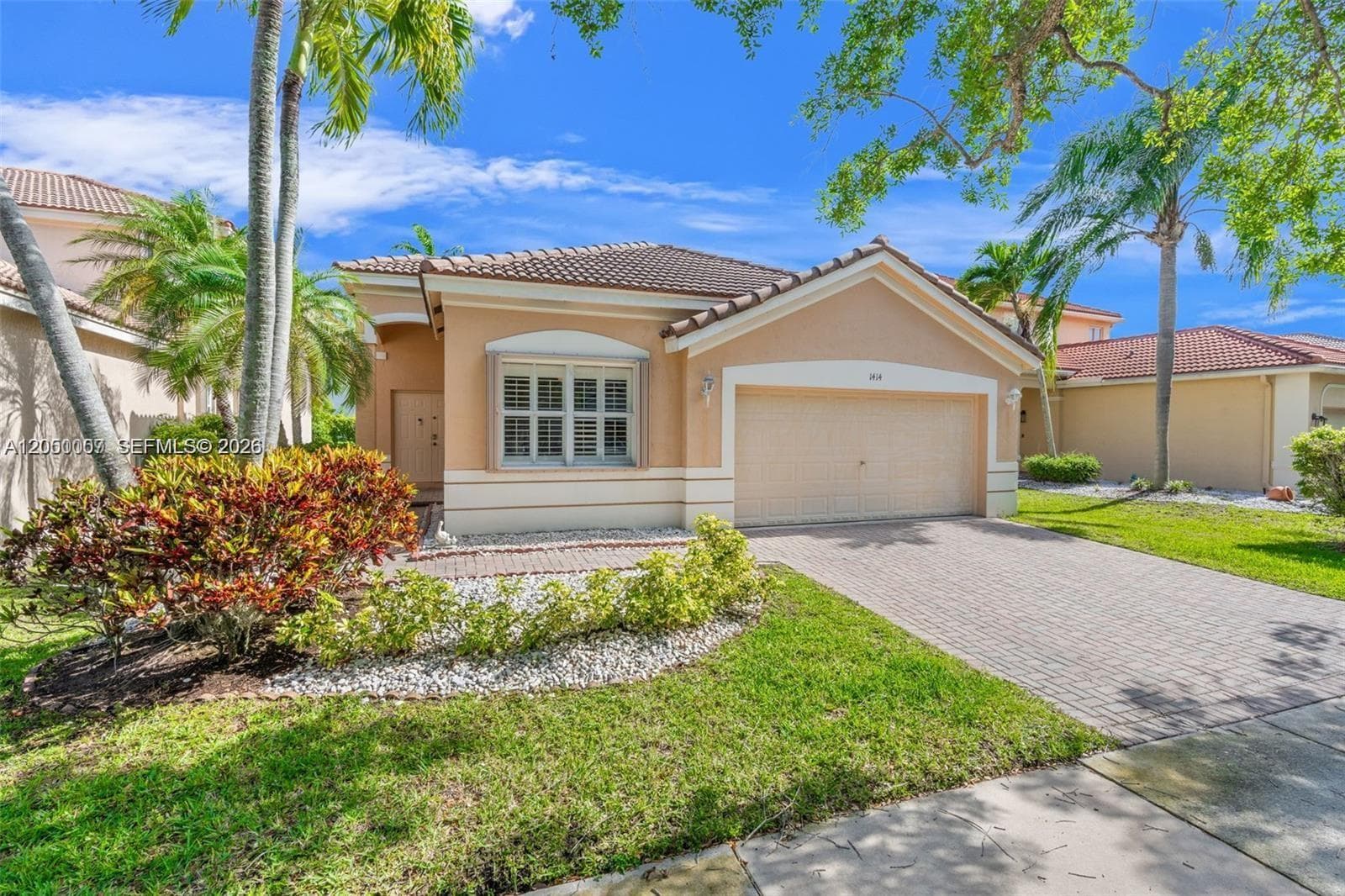 1414 Banyan Way, Weston, FL 33327 photo 3