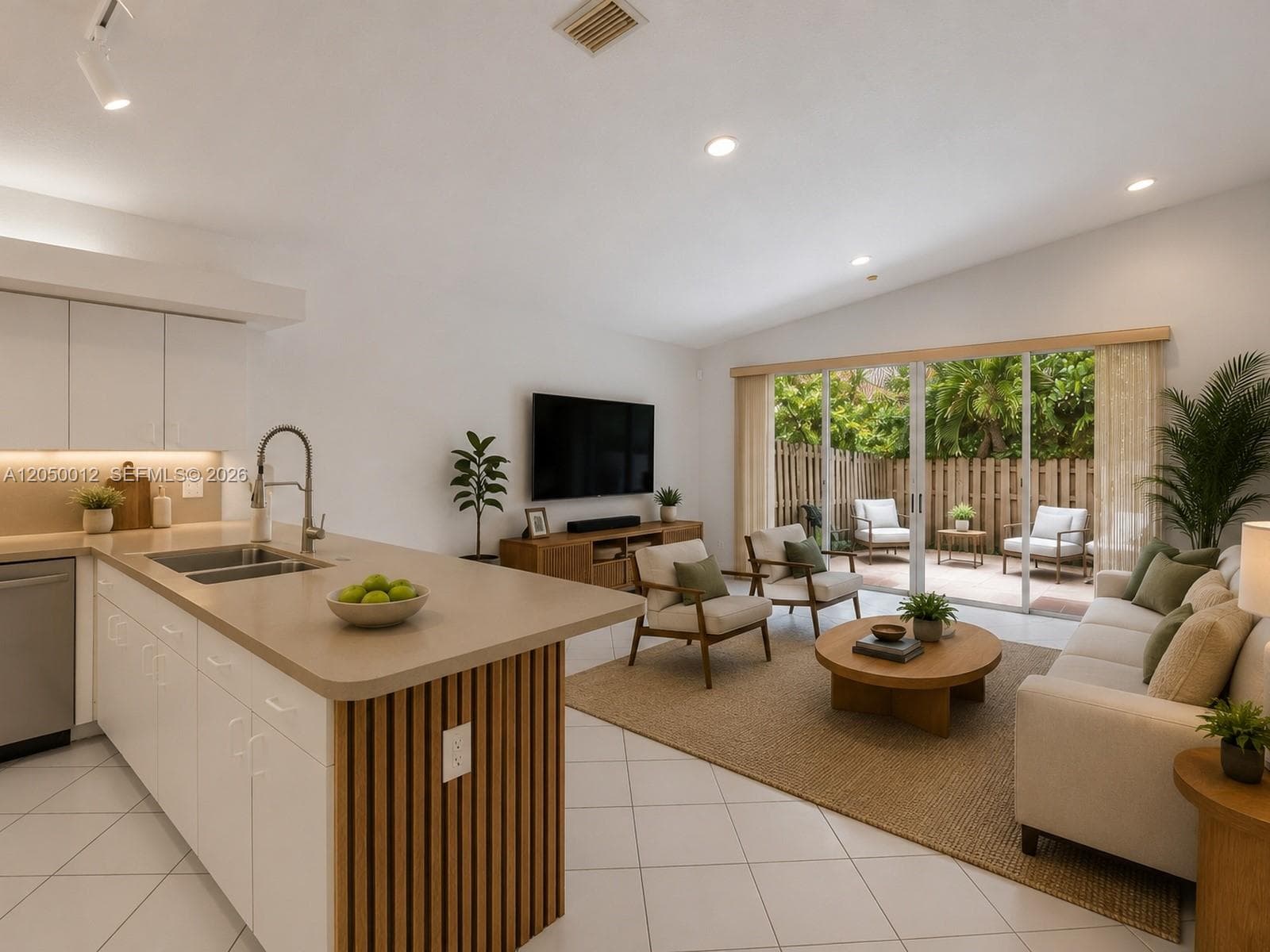 8967 NW 146th Ter, Miami Lakes, FL 33018 photo 3