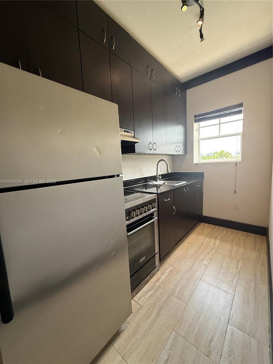 1330 Pennsylvania Ave # 307, Miami Beach, FL 33139 photo 2