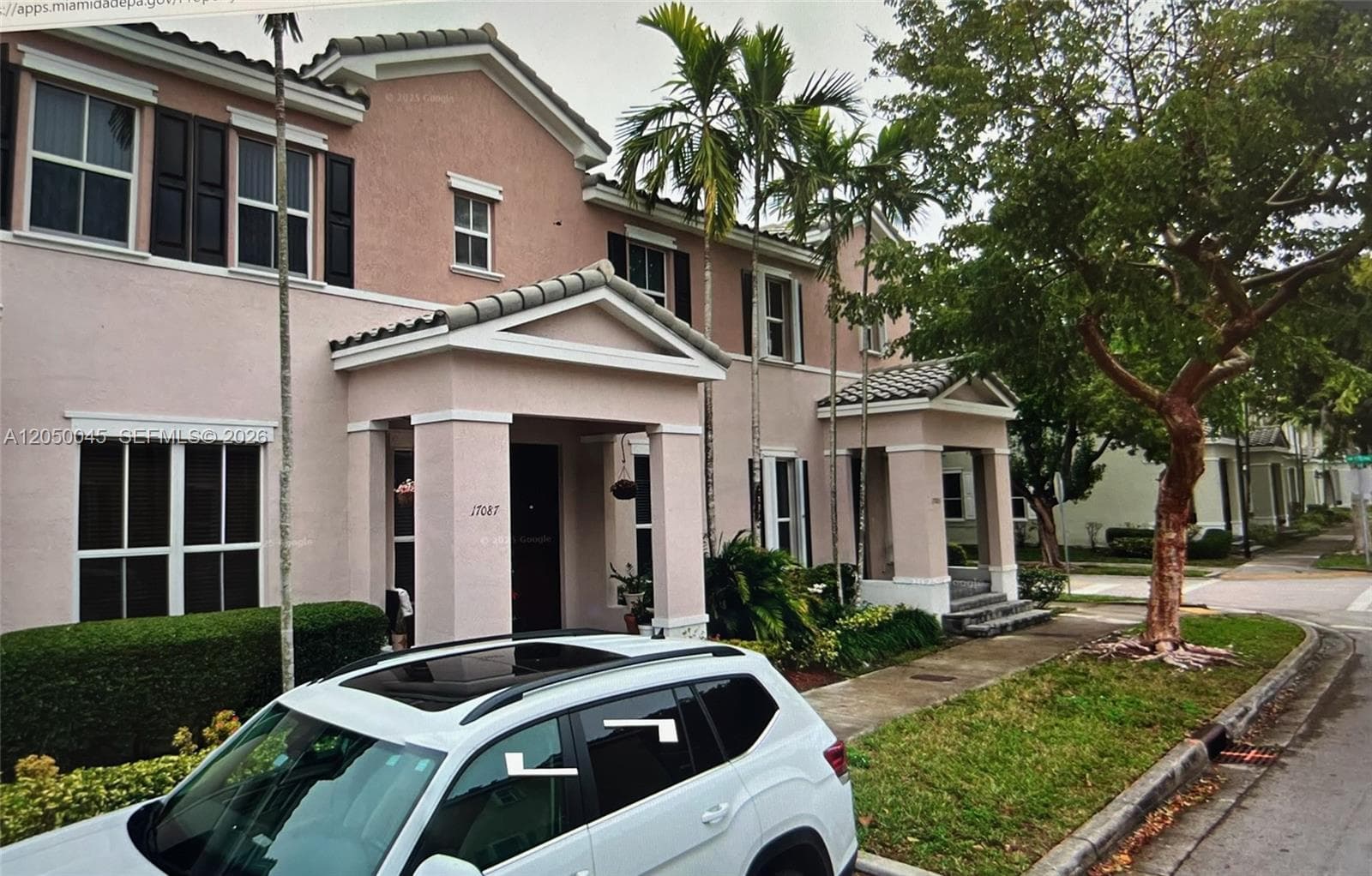 17087 SW 93rd St, Miami, FL 33196 photo 2