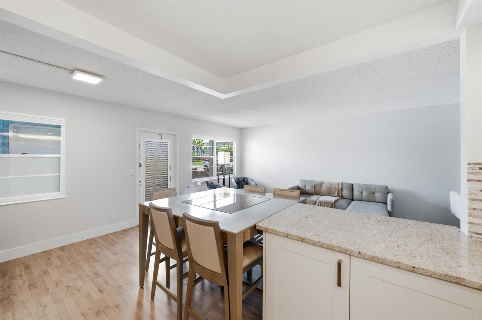 1048 Lincoln C, Boca Raton, FL 33434 photo 4