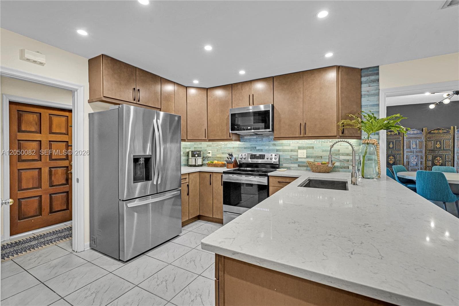 6952 SW 149th Ter, Palmetto Bay, FL 33158 photo 4