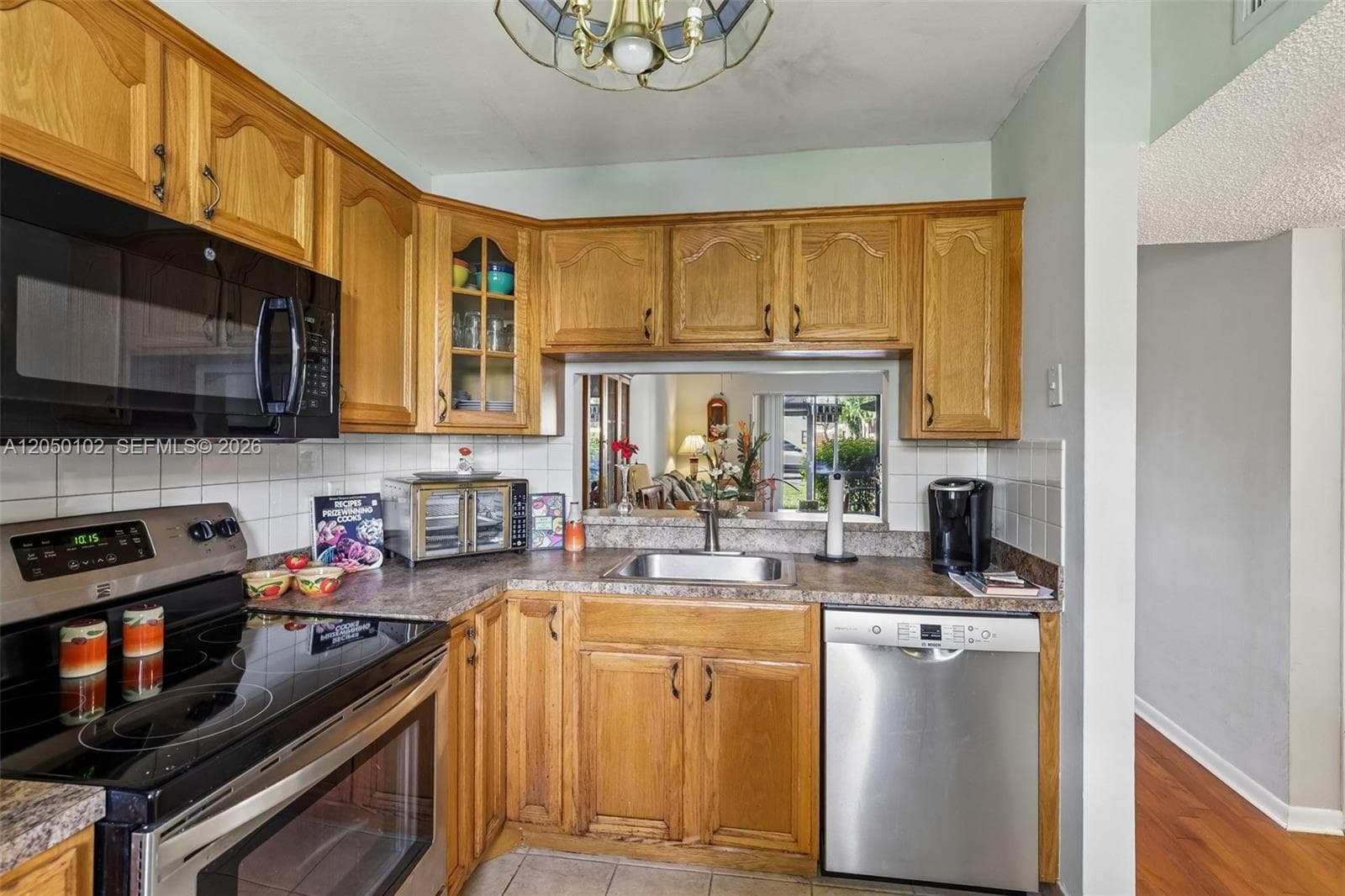 7094 Golf Colony Ct # 104, Lake Worth, FL 33467 photo 2