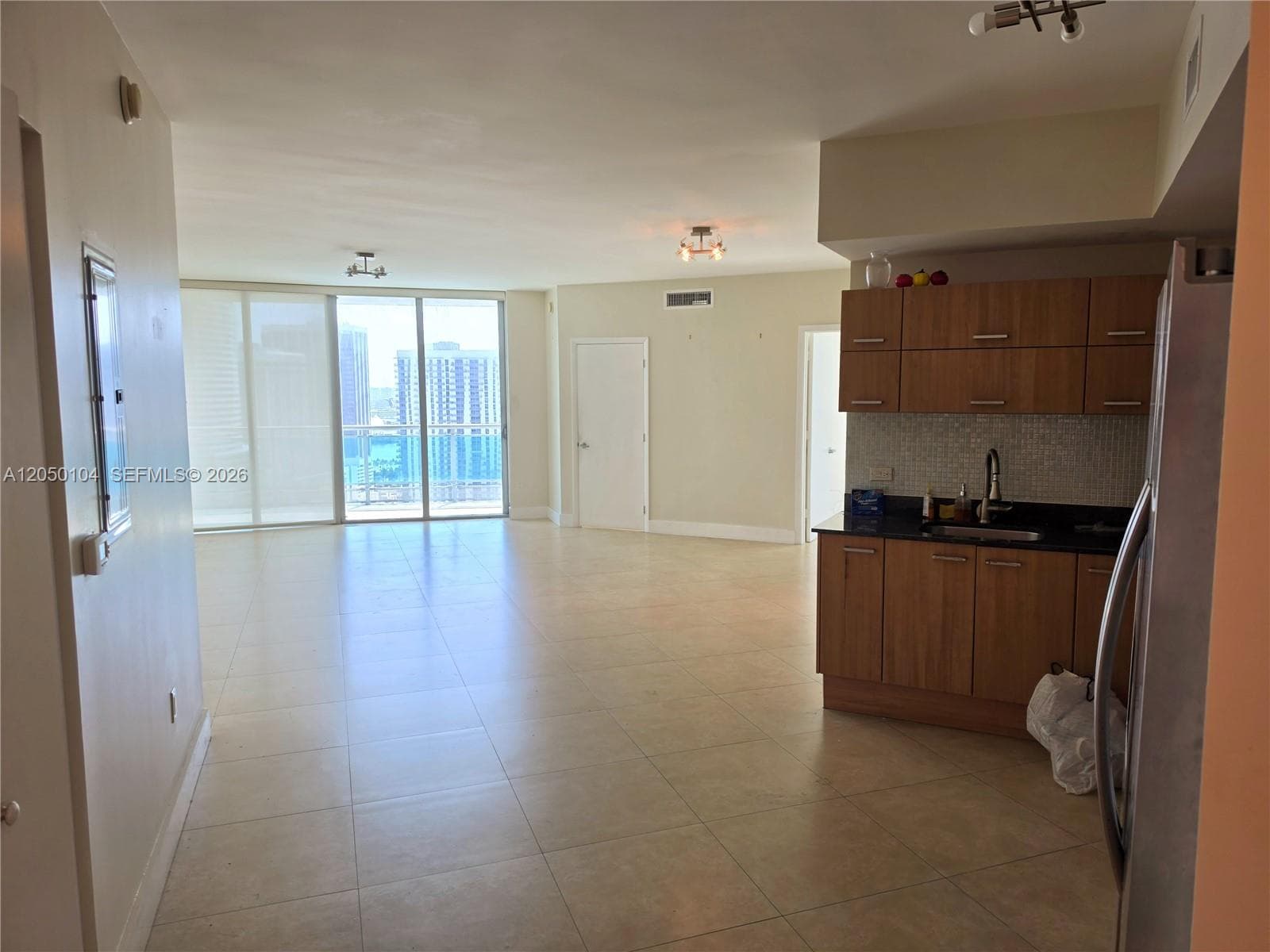 350 S Miami Ave # 3201, Miami, FL 33130 photo 3