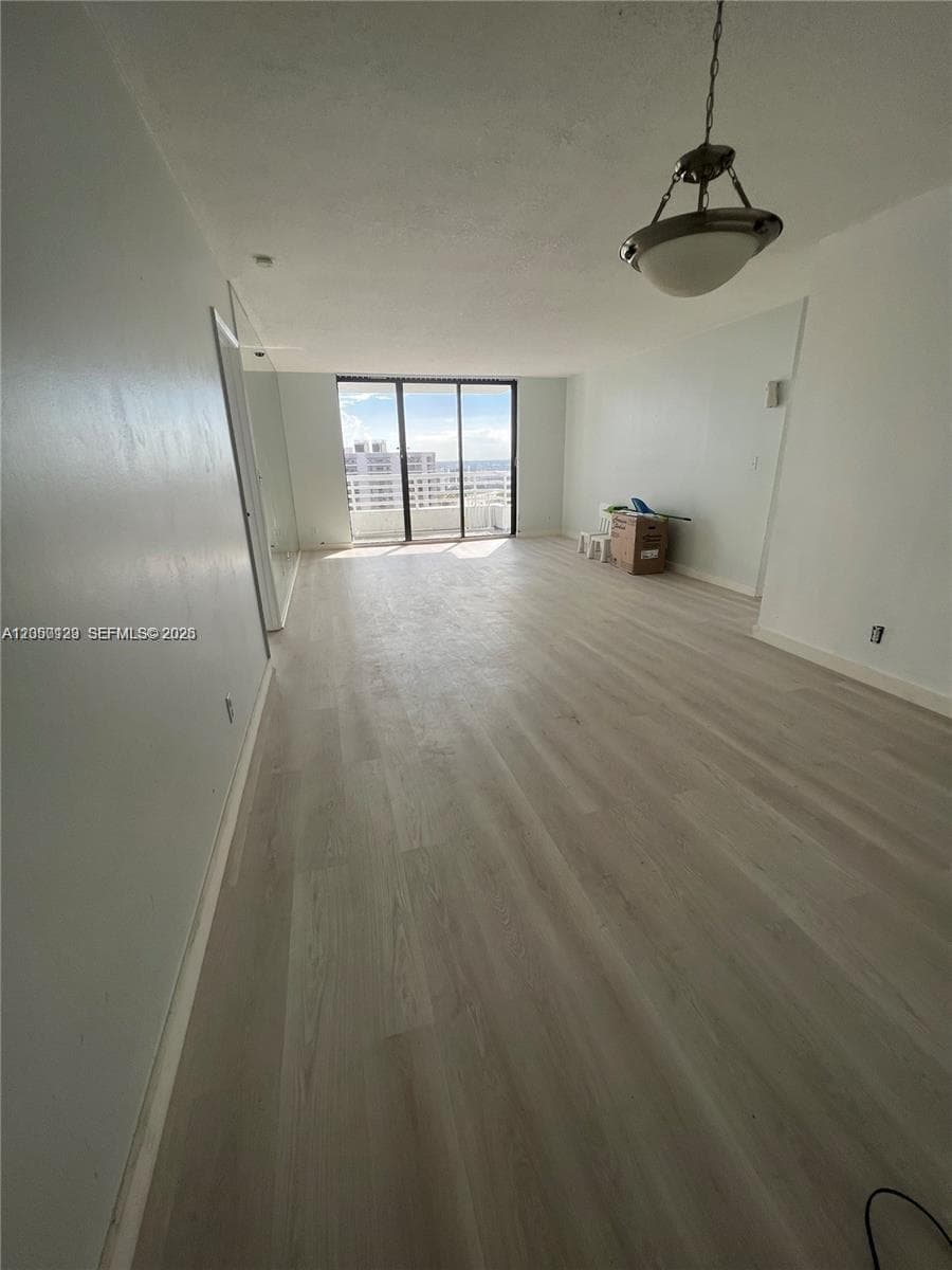 3300 NE 192nd St # PH05, Aventura, FL 33180 photo 4