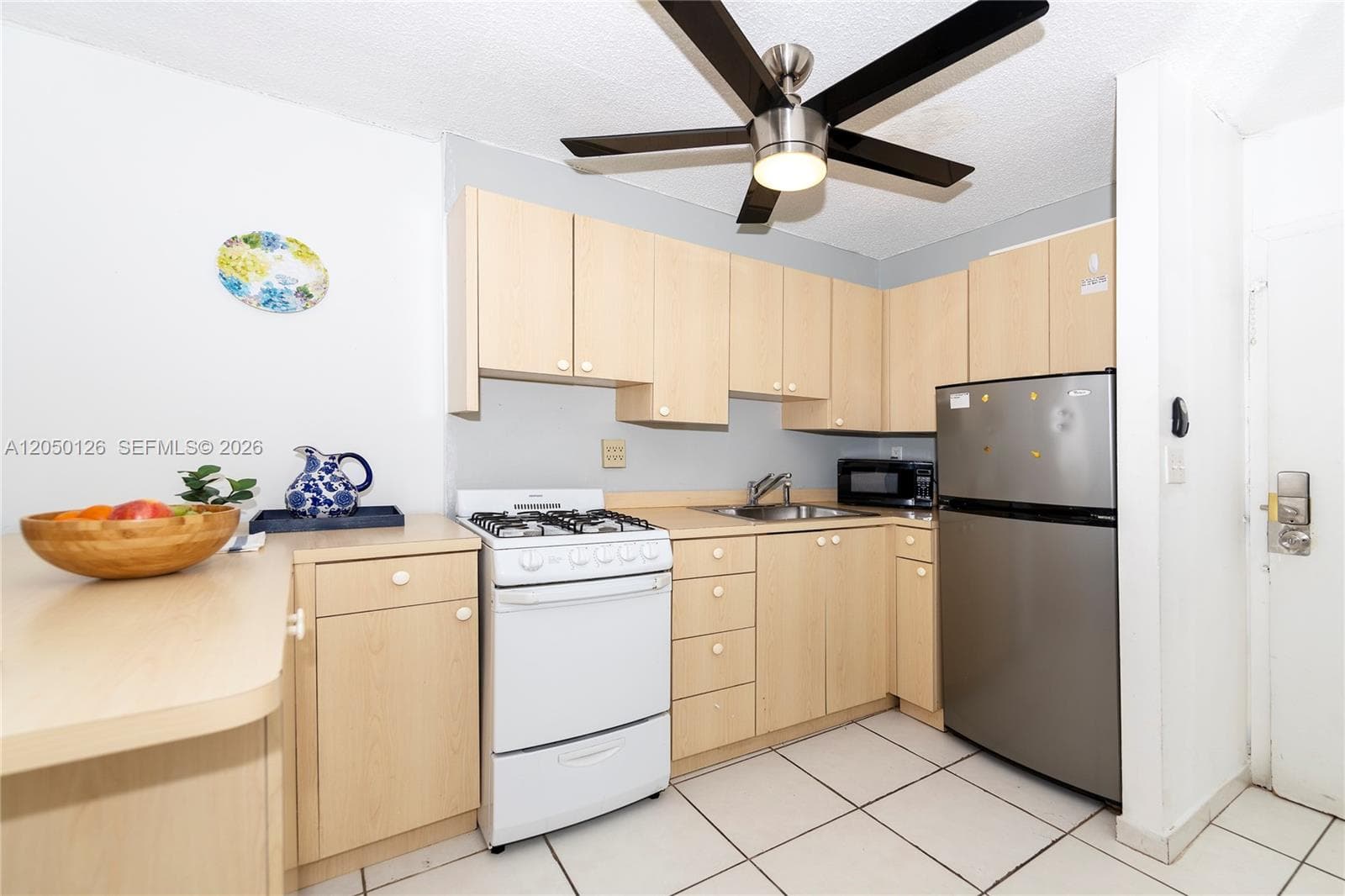 710 Washington Ave # 414, Miami Beach, FL 33139 photo 5