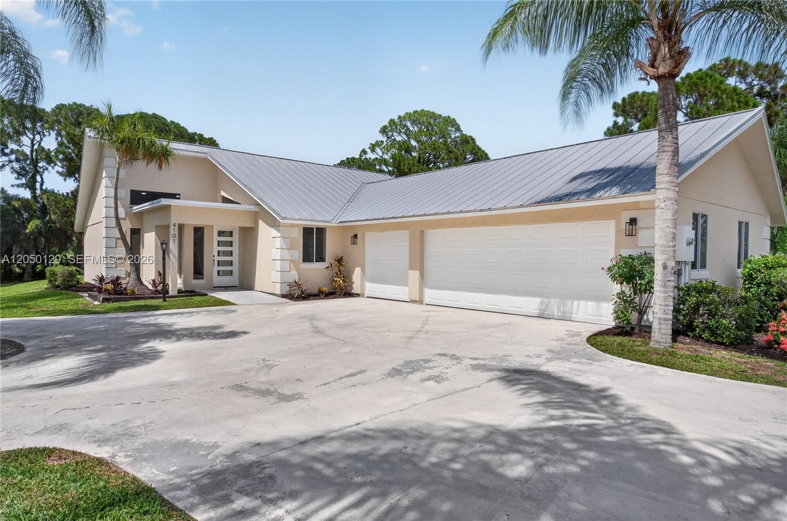 4101 SW Bimini Cir N, Palm City, FL 34990 photo 2