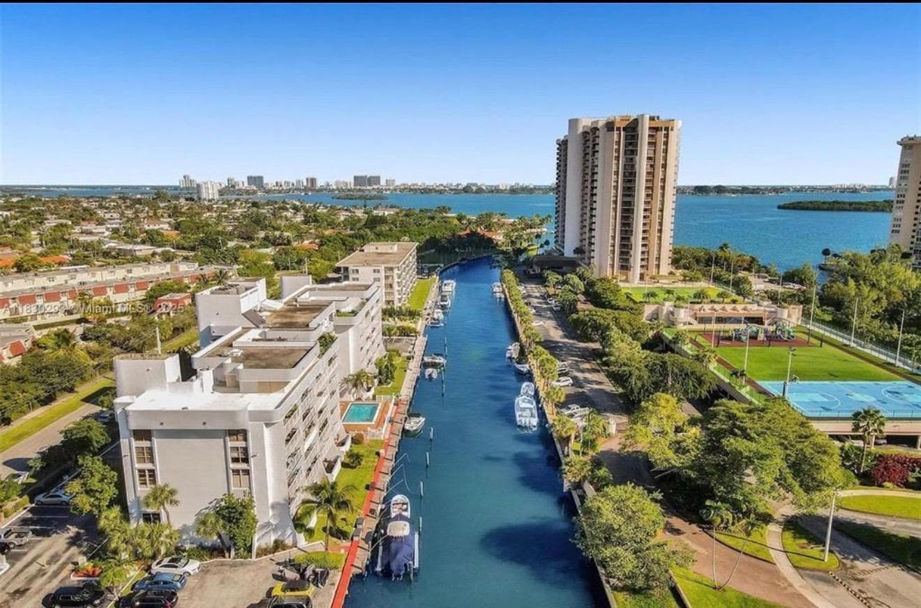 1650 NE 115th Street # 103, Miami, FL 33181 photo 2