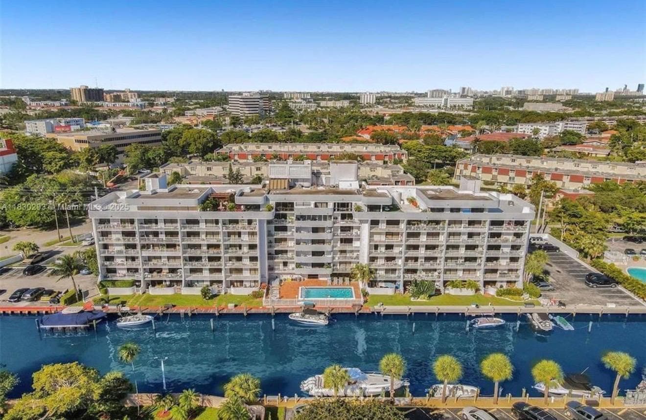 1650 NE 115th Street # 103, Miami, FL 33181 photo 3