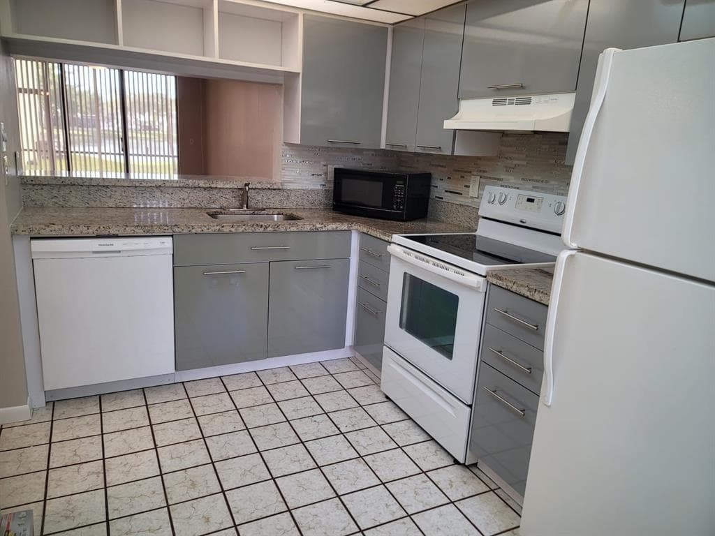 11318 Taft Street, Pembroke Pines, FL 33026 photo 3