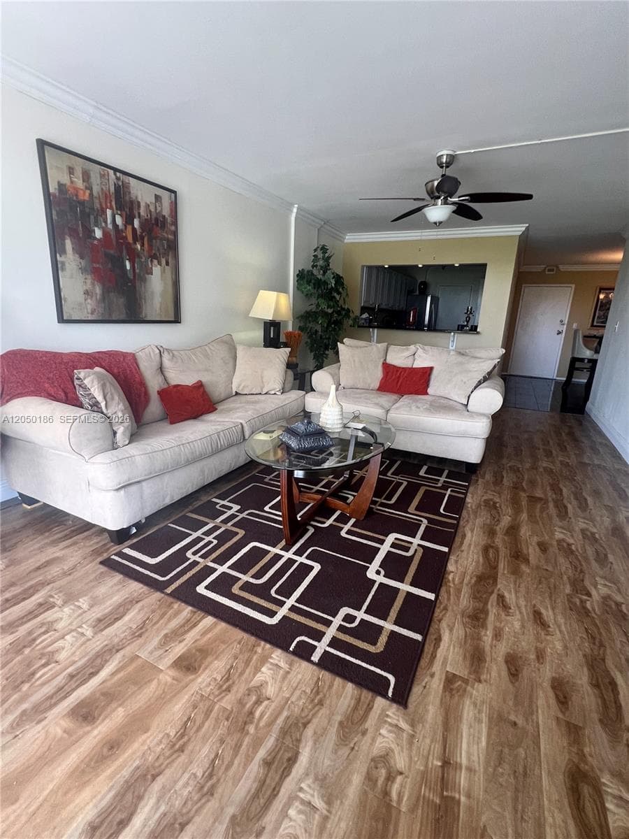 1465 NE 123rd St # 502, North Miami, FL 33161 photo 2