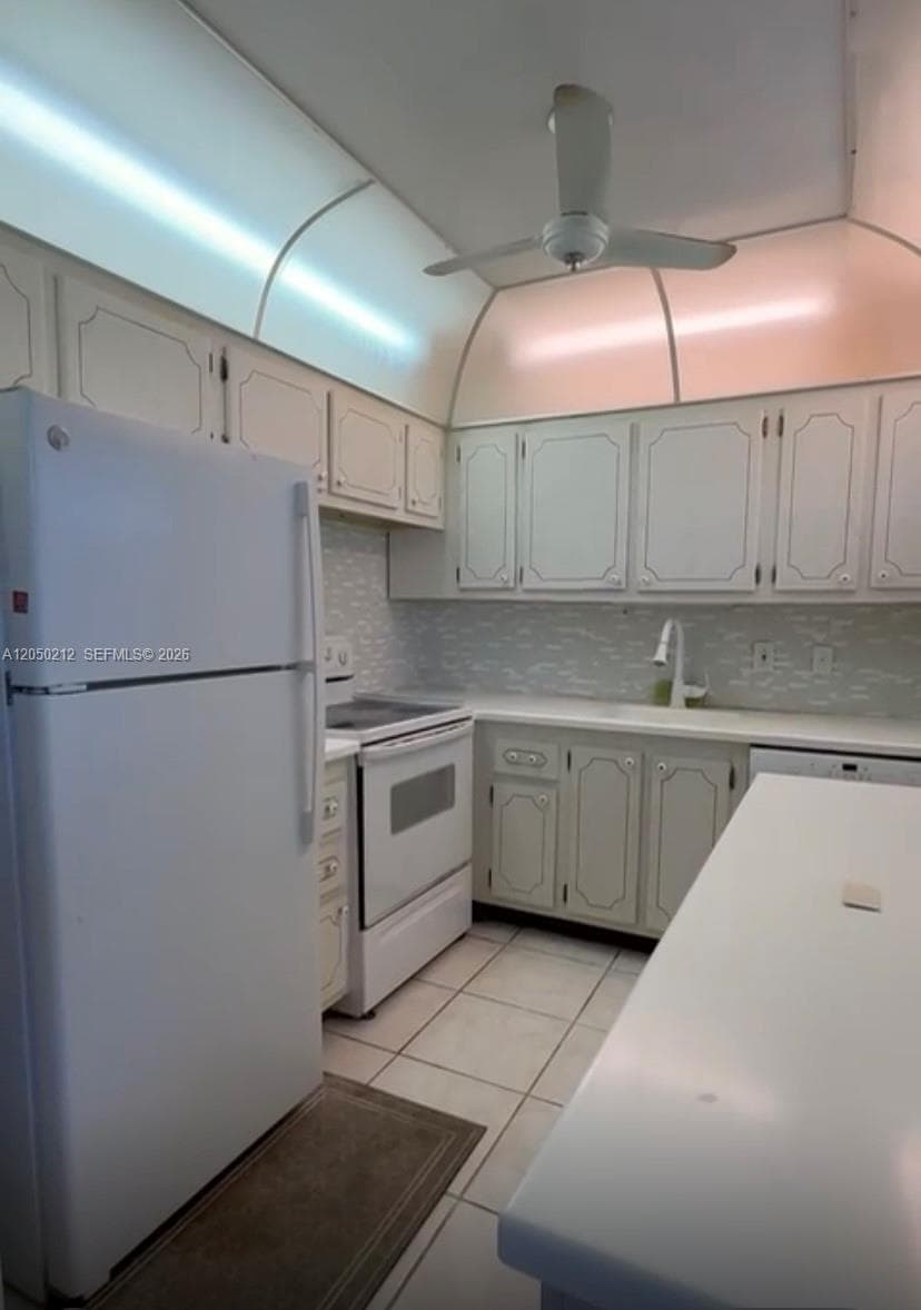 573 E Durham U # 573, Deerfield Beach, FL 33442 photo 3