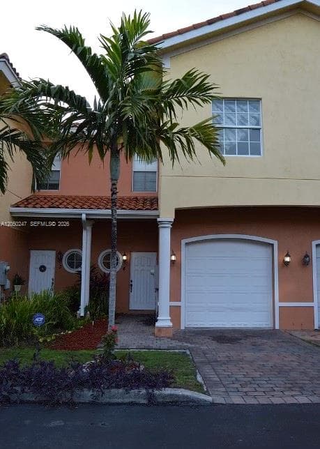 2307 Washington St # 4, Hollywood, FL 33020 photo 2
