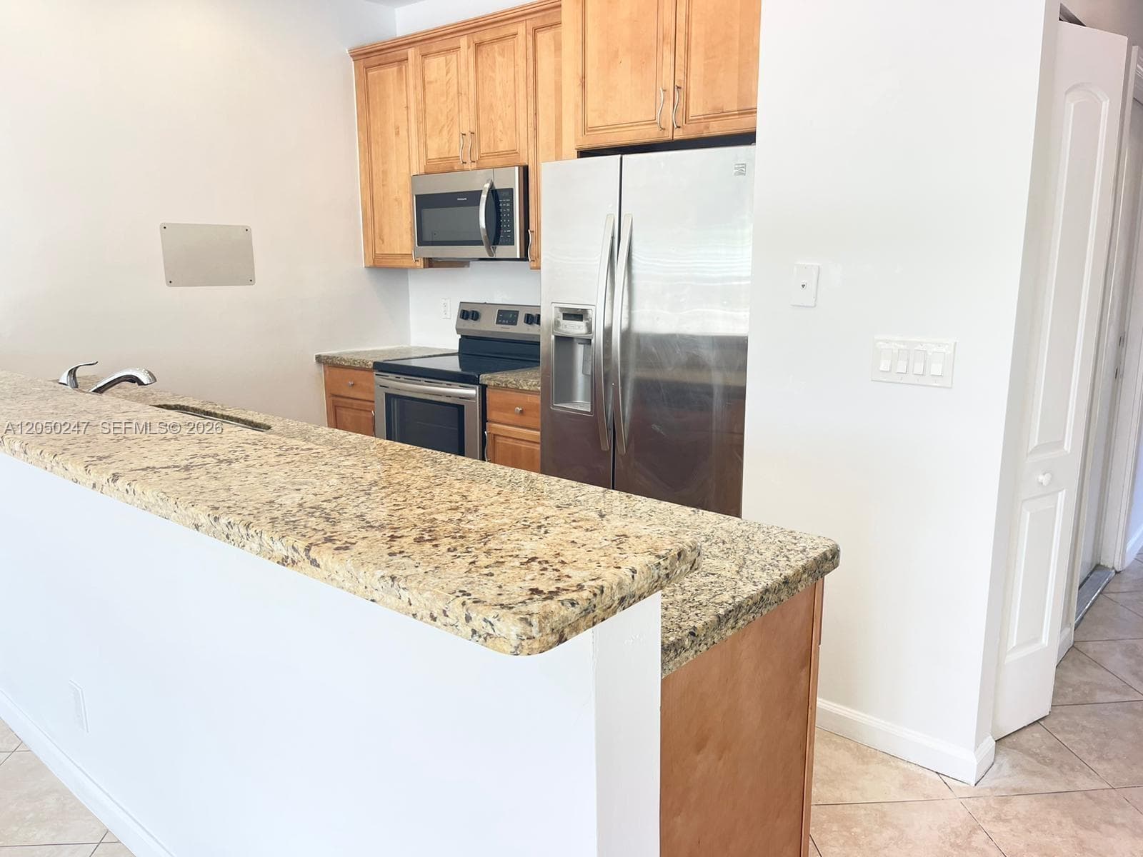 2307 Washington St # 4, Hollywood, FL 33020 photo 3