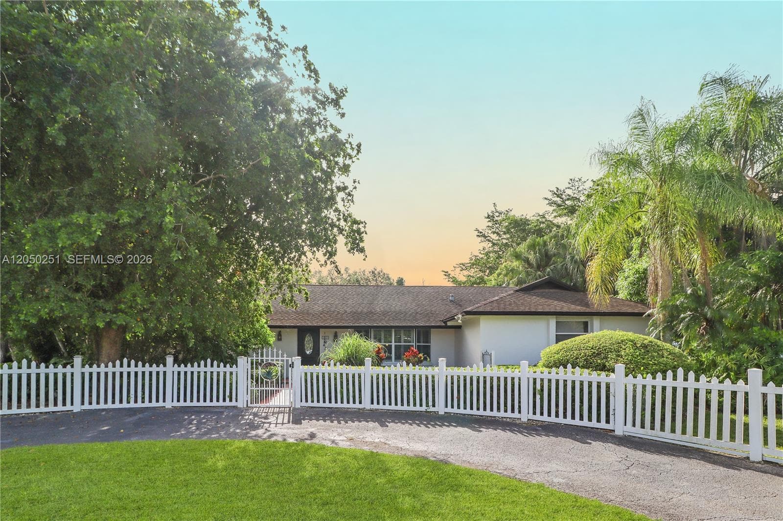 23595 SW 152nd Ave, Homestead, FL 33032 photo 3