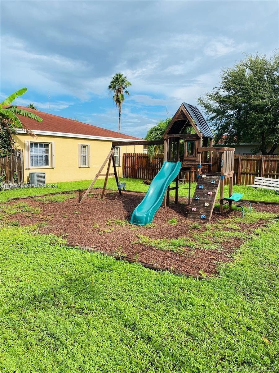 21250 NE 9th Ct # 2, Miami, FL 33179 photo 5
