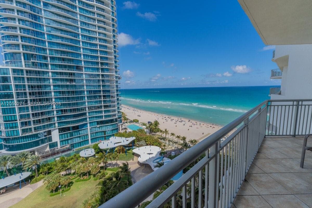17375 Collins Ave # 1506, Sunny Isles Beach, FL 33160 photo 2