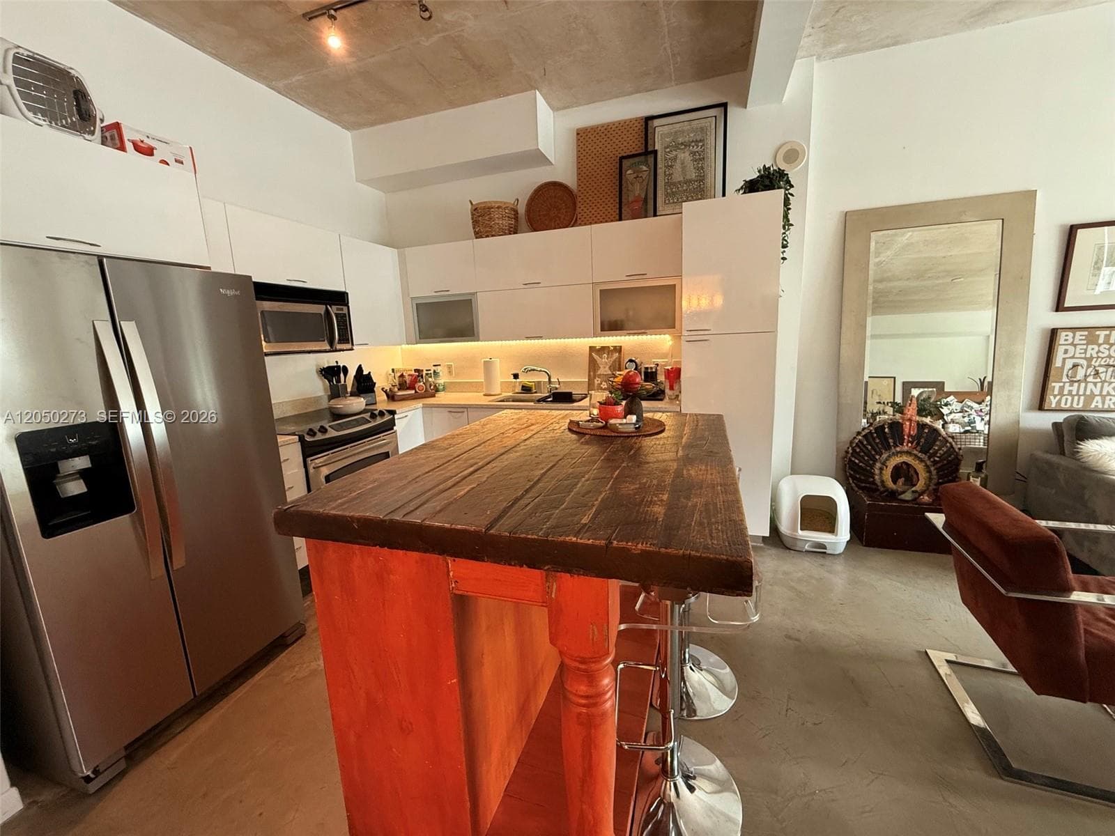 234 NE 3rd St # 305, Miami, FL 33132