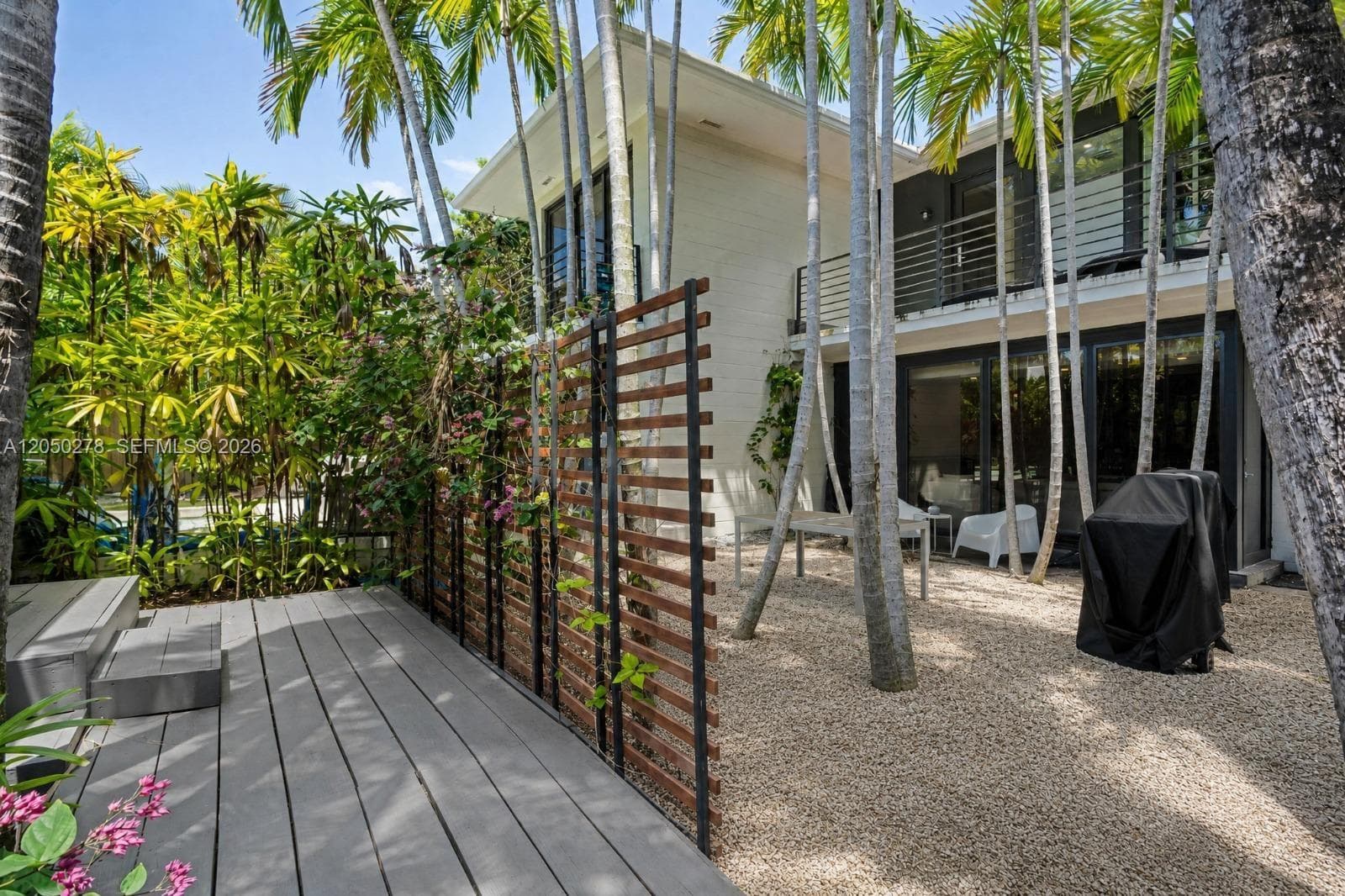1548 Biarritz Dr, Miami Beach, FL 33141 photo 2