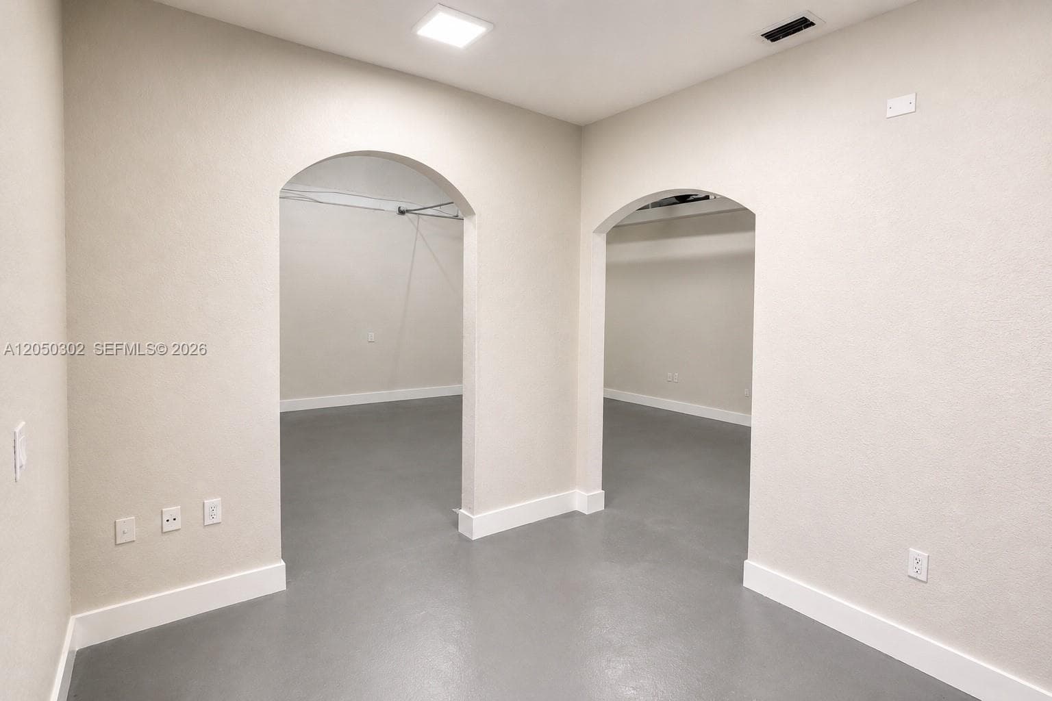 2950 W 84th St, Hialeah, FL 33018 photo 4