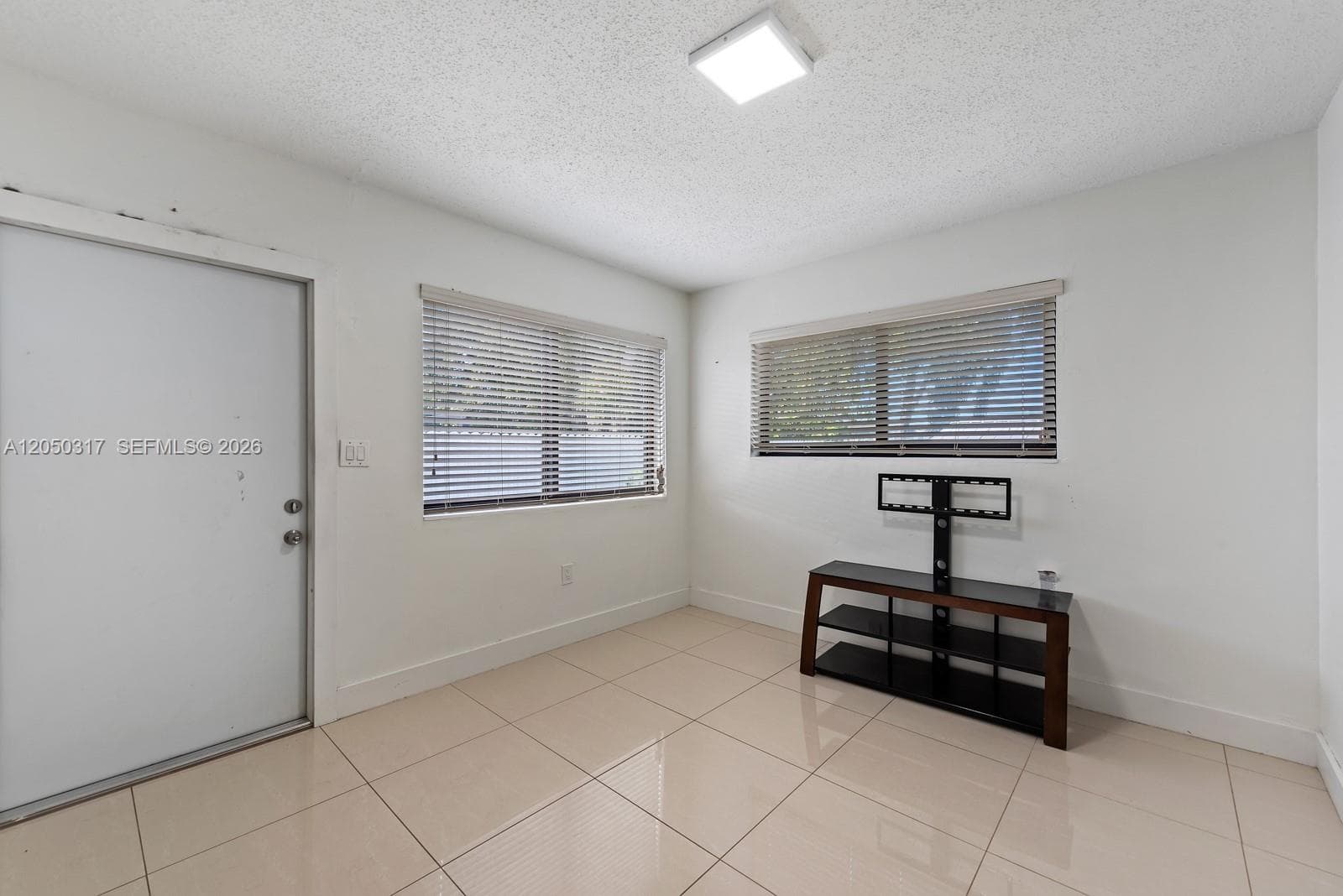 1911 NW 30th St # 3, Miami, FL 33142 photo 3