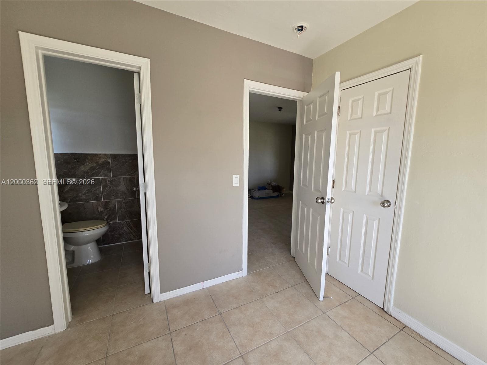 724 SW 7th Ter # 1-2, Hallandale Beach, FL 33009 photo 3
