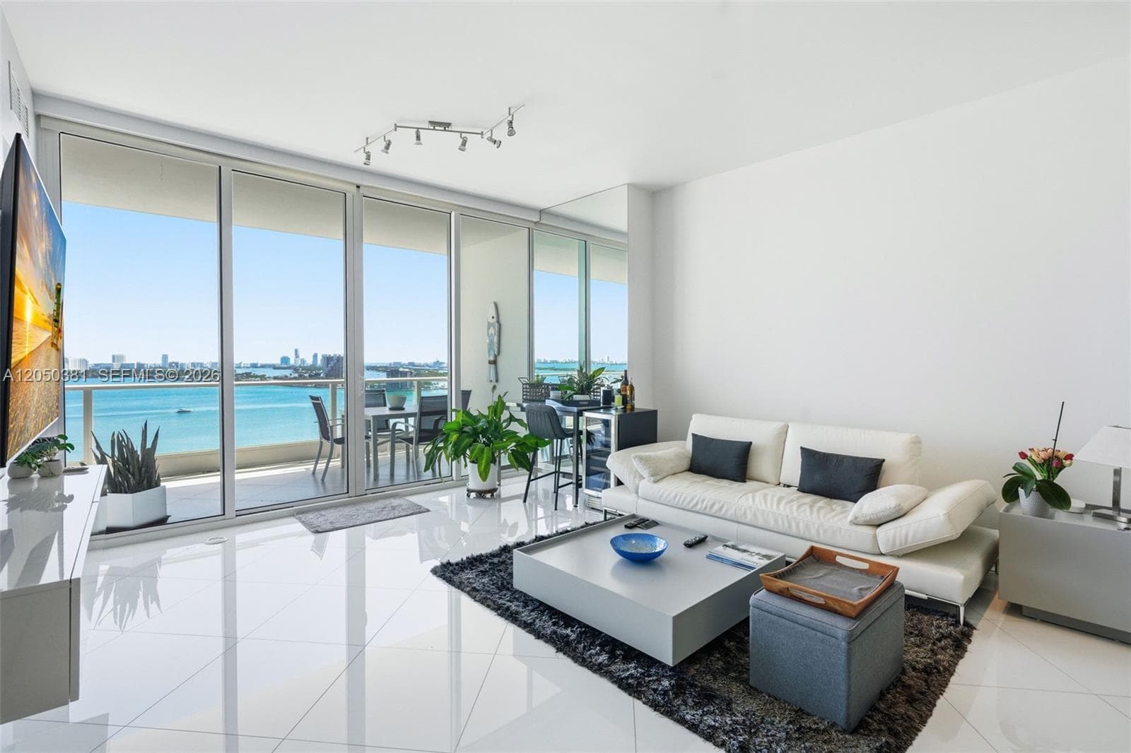 2020 N Bayshore Dr # 1908, Miami, FL 33137 photo 2