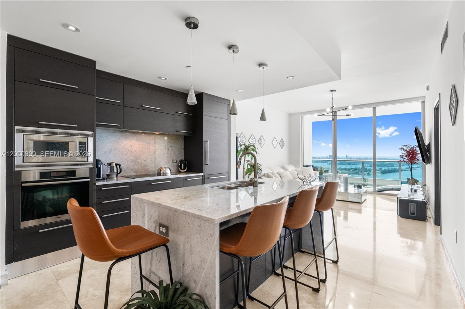 900 Biscayne Blvd # 3704, Miami, FL 33132 photo 4