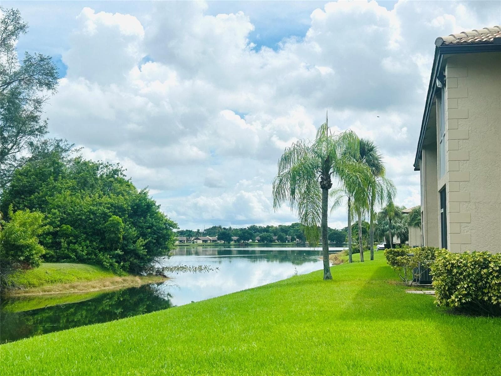 5550 Lakeside Drive # 203, Margate, FL 33063 photo 3