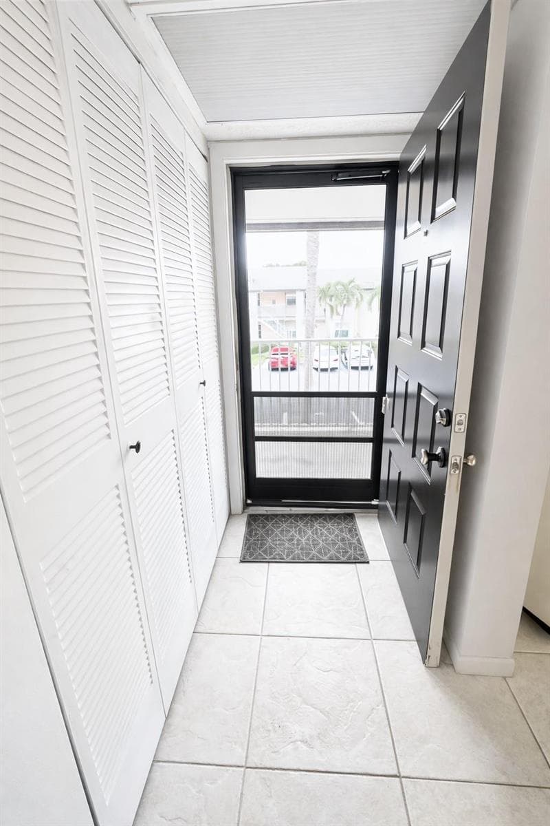 5550 Lakeside Drive # 203, Margate, FL 33063 photo 4