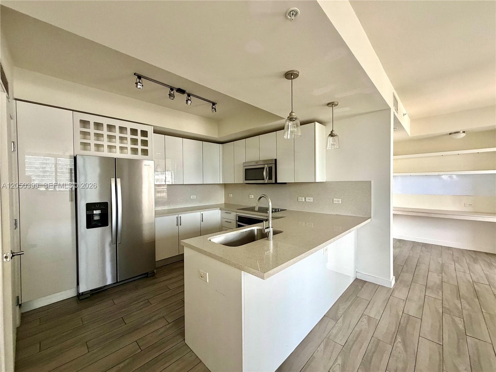 999 SW 1st Ave # 1204, Miami, FL 33130 photo 5