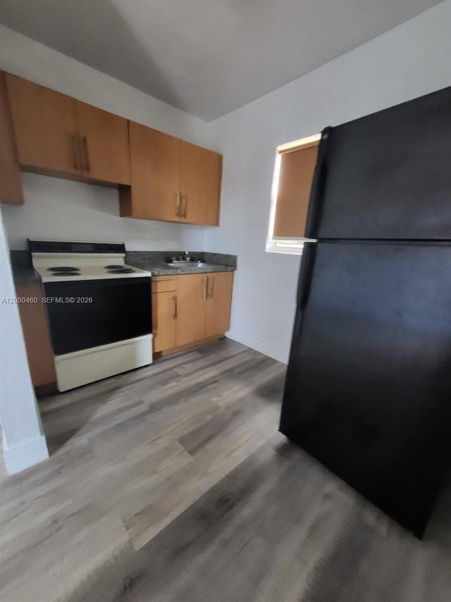 6791 NW 22nd Ave # 9, Miami, FL 33147 photo 2