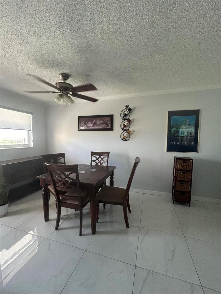 225 Bonnie Boulevard # 405, Palm Springs, FL 33461 photo 4