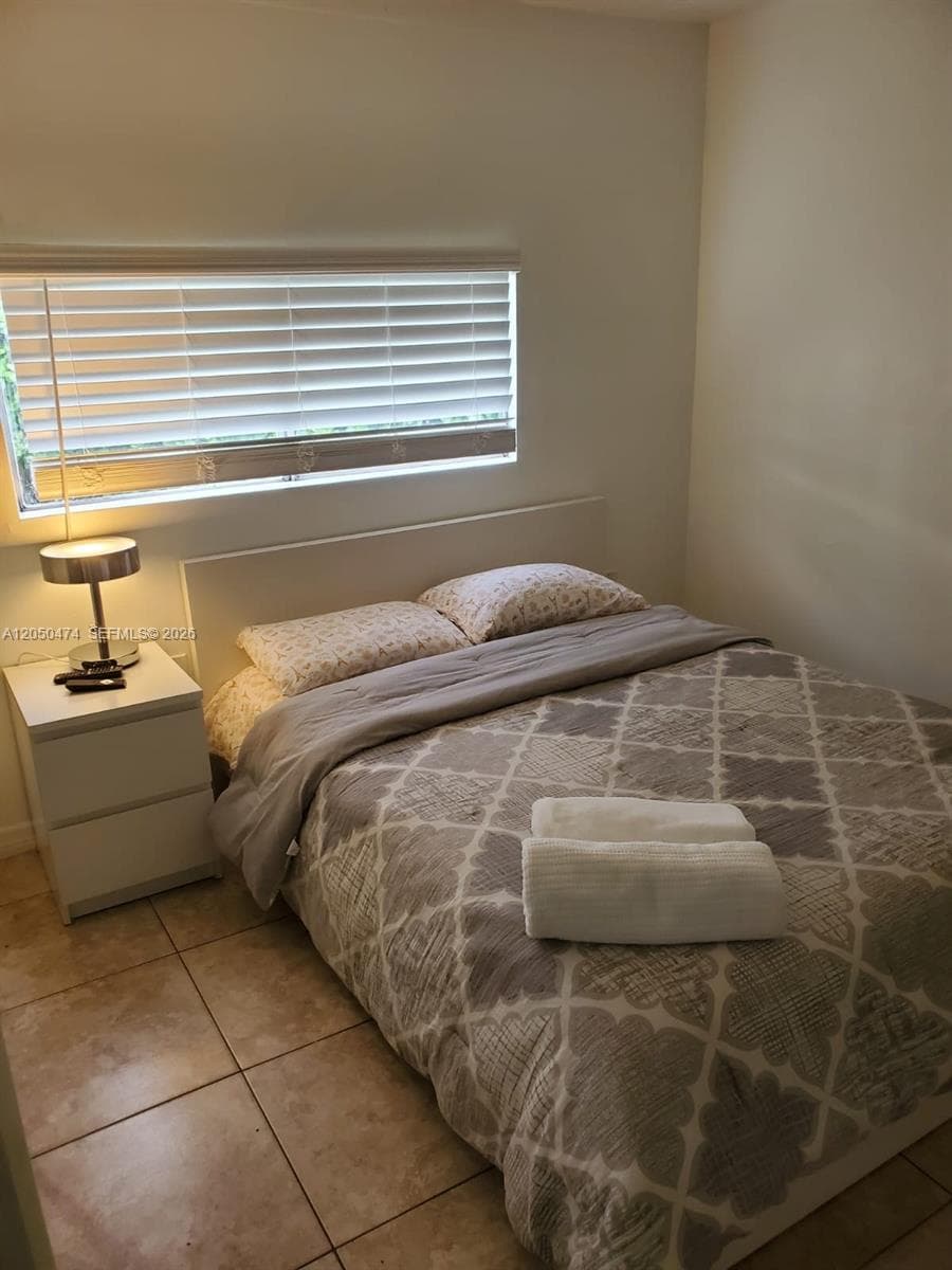 13101 SW 14 St # 1, Miami, FL 33184 photo 5