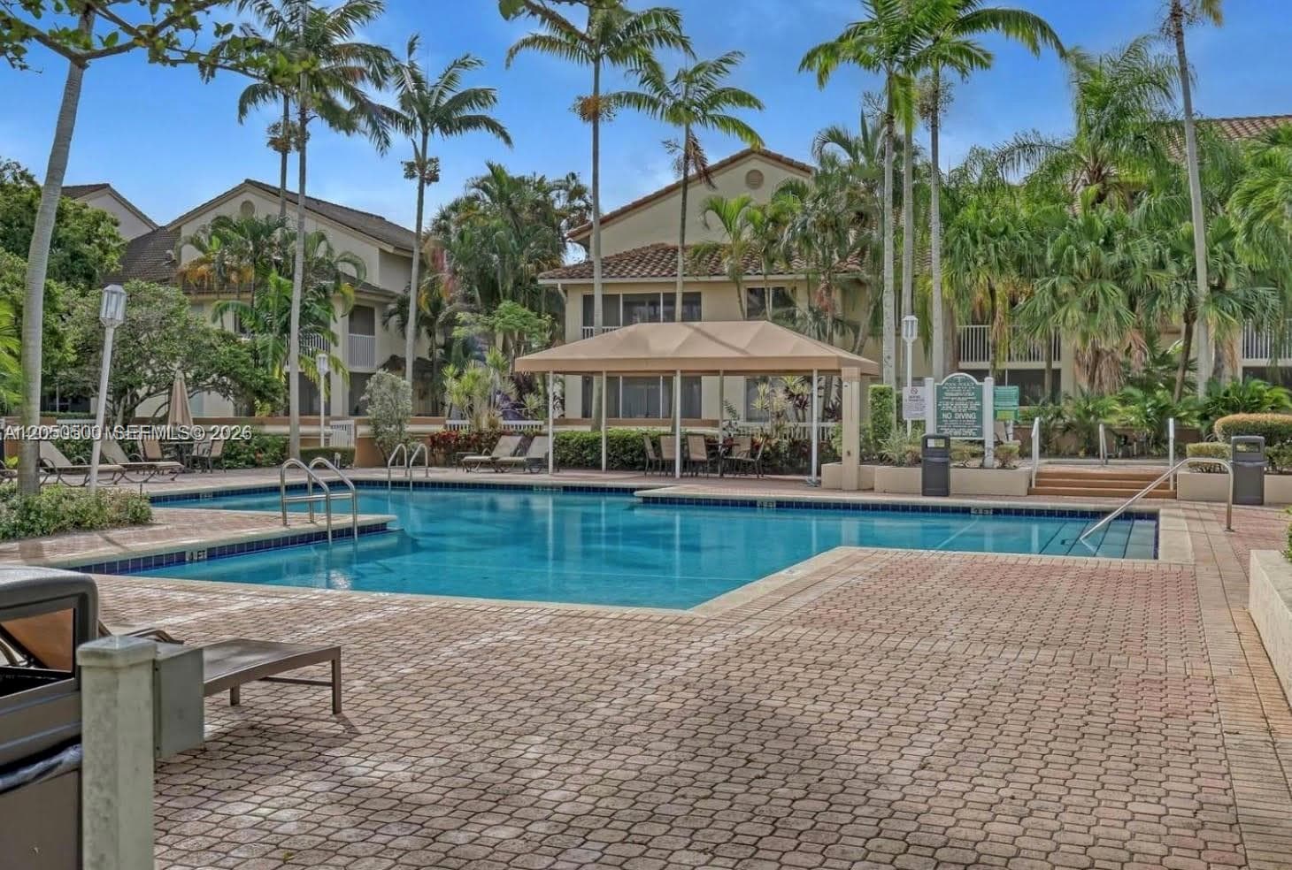 14208 Glenmoor Dr # 14208, West Palm Beach, FL 33409 photo 2