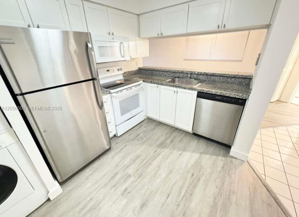 14208 Glenmoor Dr # 14208, West Palm Beach, FL 33409 photo 4